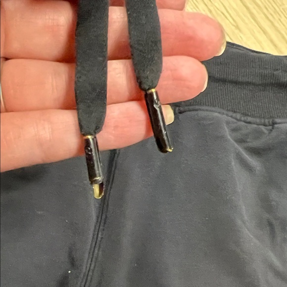 lululemon athletica Black Slim Cuffed Joggers - Picture 3 of 8